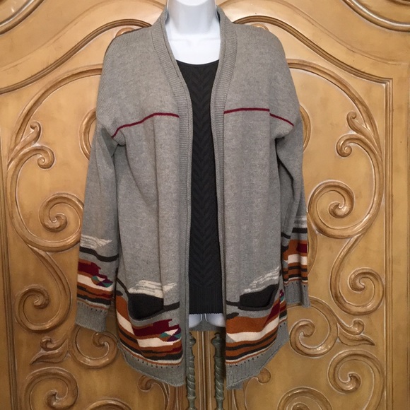 Forever 21 Sweaters - Forever 21 Tribal knit cardigan